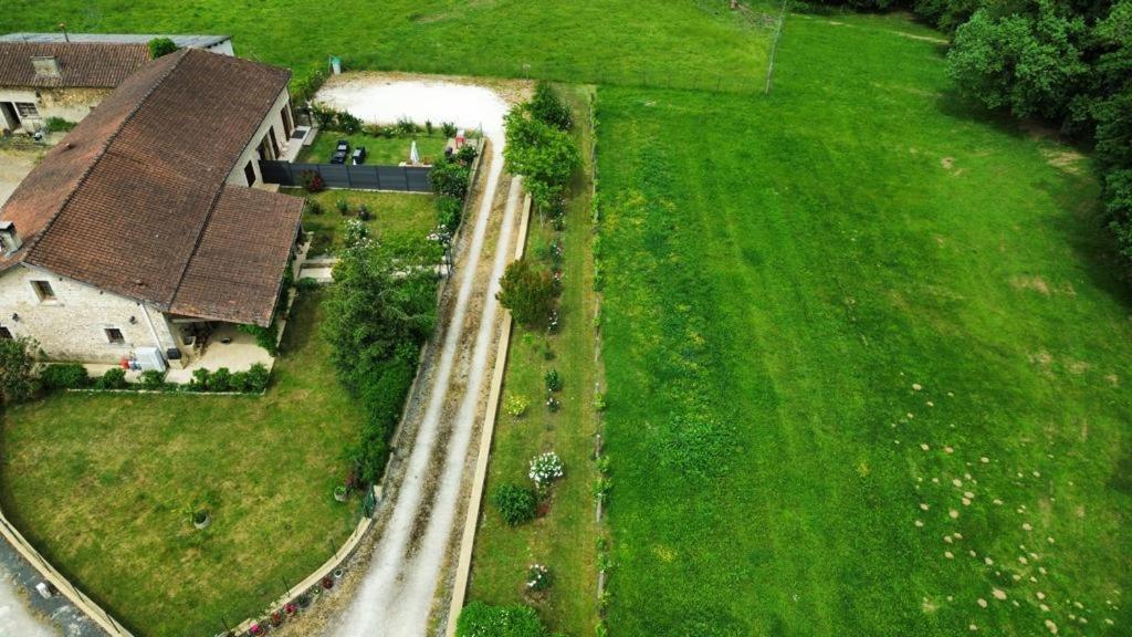 Апартаменты Chez Lucia A 15Min De Perigueux A 6Km Autoroute A89 Eglise-Neuve-de-Vergt Экстерьер фото