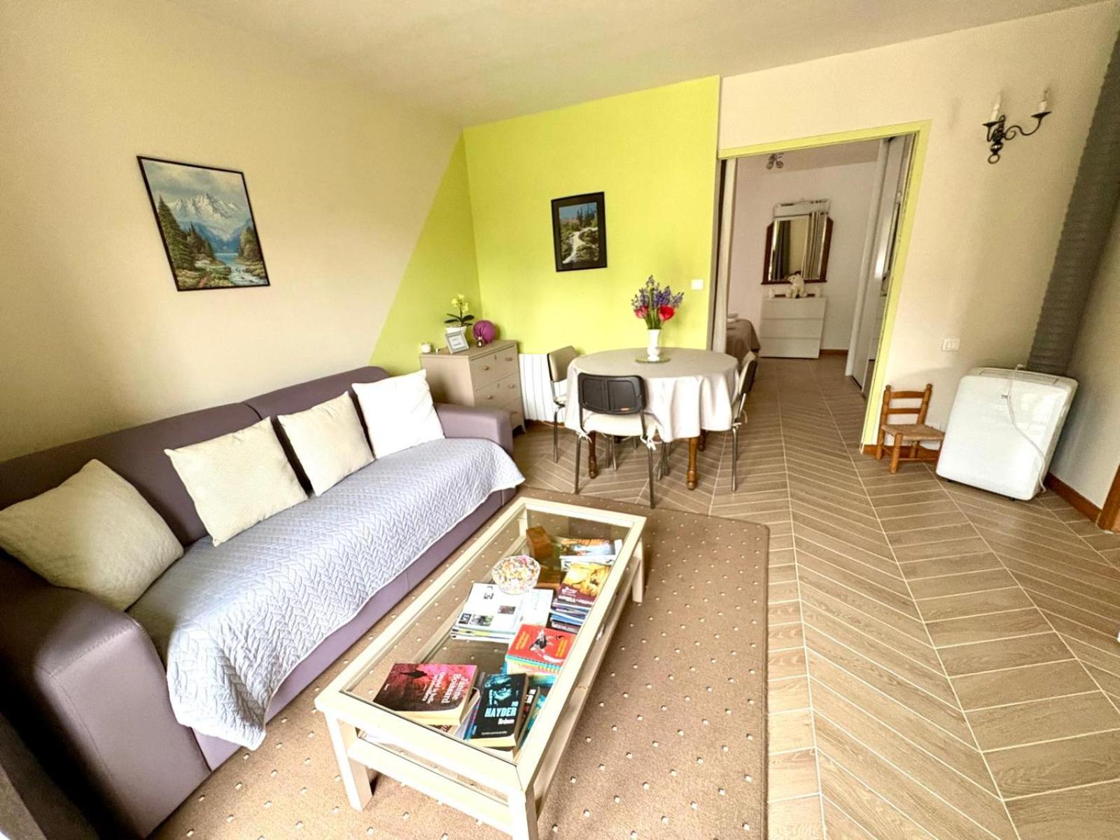 Апартаменты Chez Lucia A 15Min De Perigueux A 6Km Autoroute A89 Eglise-Neuve-de-Vergt Экстерьер фото