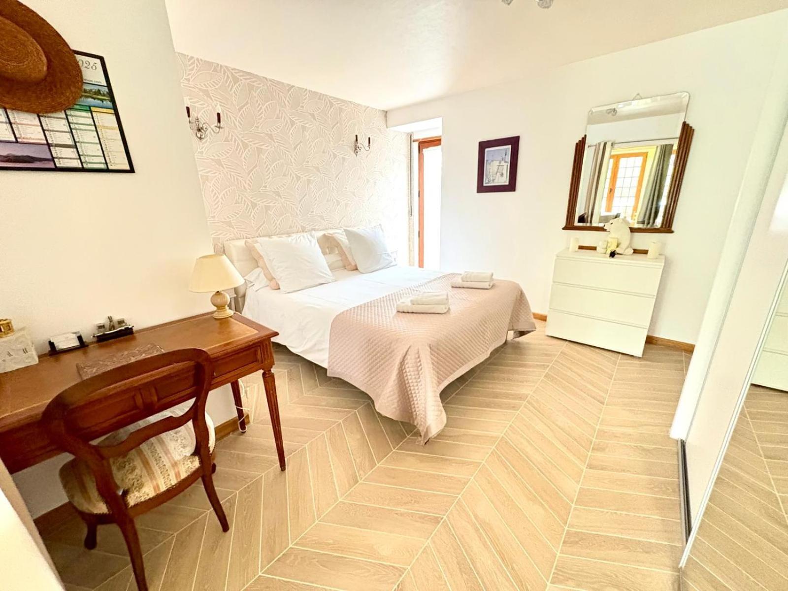Апартаменты Chez Lucia A 15Min De Perigueux A 6Km Autoroute A89 Eglise-Neuve-de-Vergt Экстерьер фото